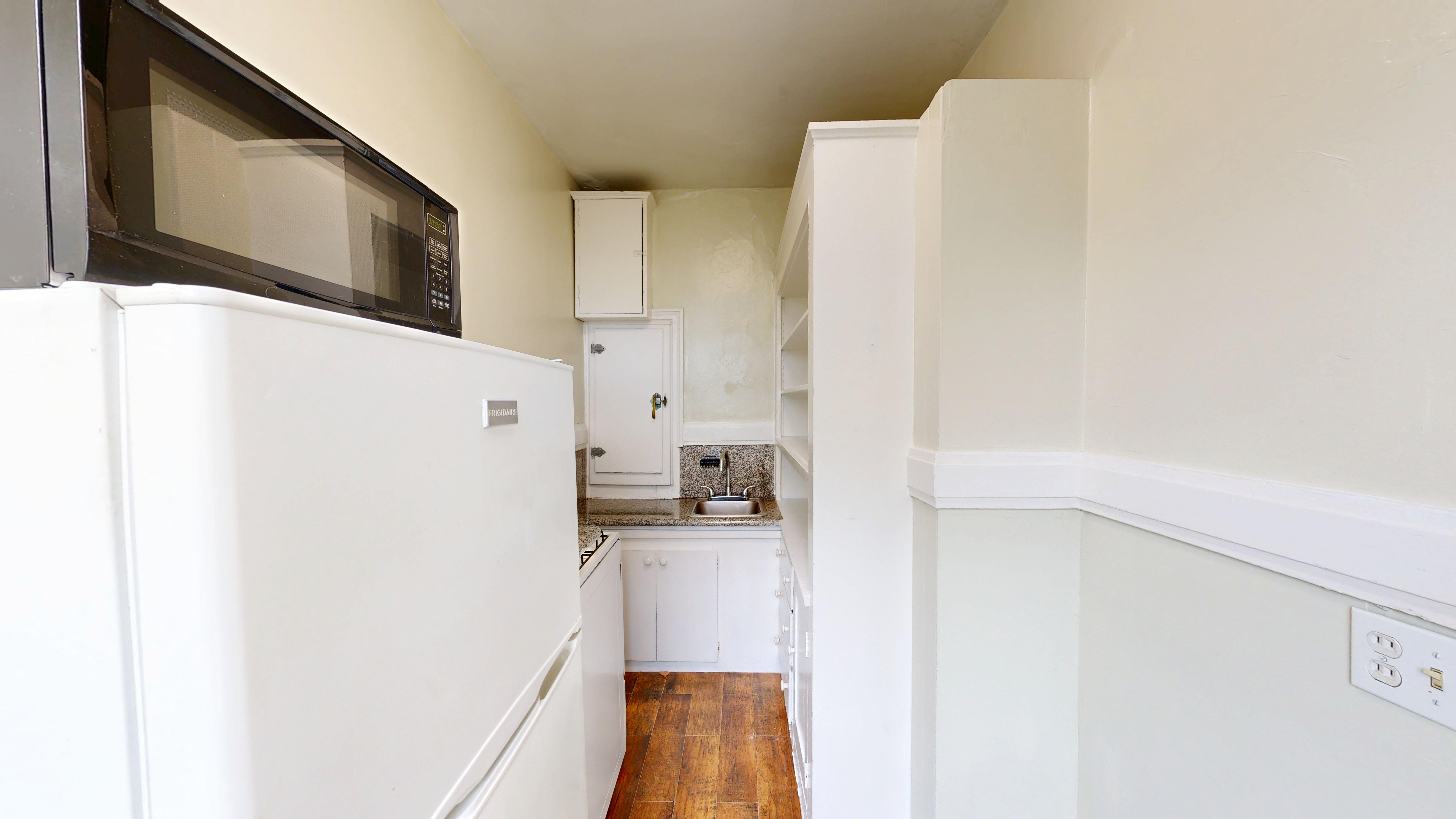 225 Fell St photo 5